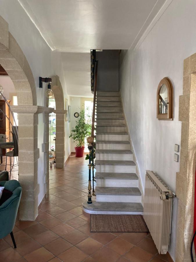 הוילה Générac Entre Vigne Et Camargue מראה חיצוני תמונה